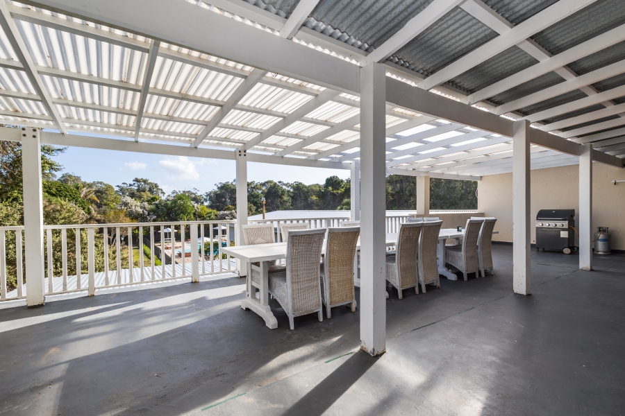 3 Bedroom Property for Sale in Keurboomstrand Western Cape